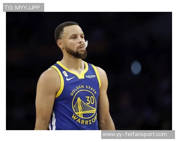 库里揭幕战表现出色16投7中贡献20分4板5助1帽三分球命中率高达50