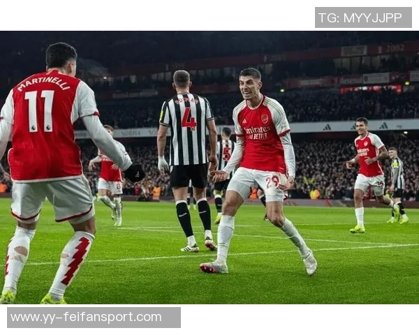 曼联近期状态回暖豪取4胜英超仅次于阿森纳的表现引关注 曼联近期状态回暖豪取4胜英超仅次于阿森纳的表现引关注