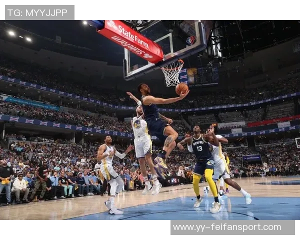 狄龙拼尽全力六犯在场17投8中三分球4记贡献22分5篮板 狄龙拼尽全力六犯在场17投8中三分球4记贡献22分5篮板