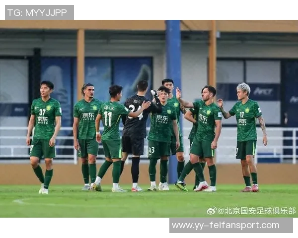 北京国安出征天津备战热身赛即将打响期待精彩对决 北京国安出征天津备战热身赛即将打响期待精彩对决